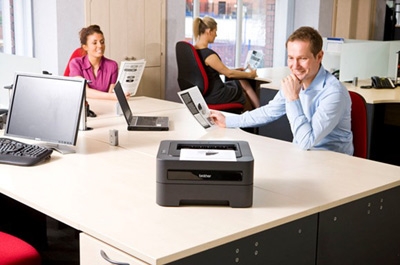 Máy in laser đơn sắc HL-2240D tiết kiệm chi phí